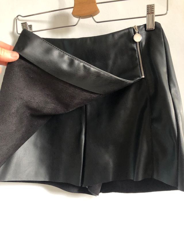 Minifalda imitación piel