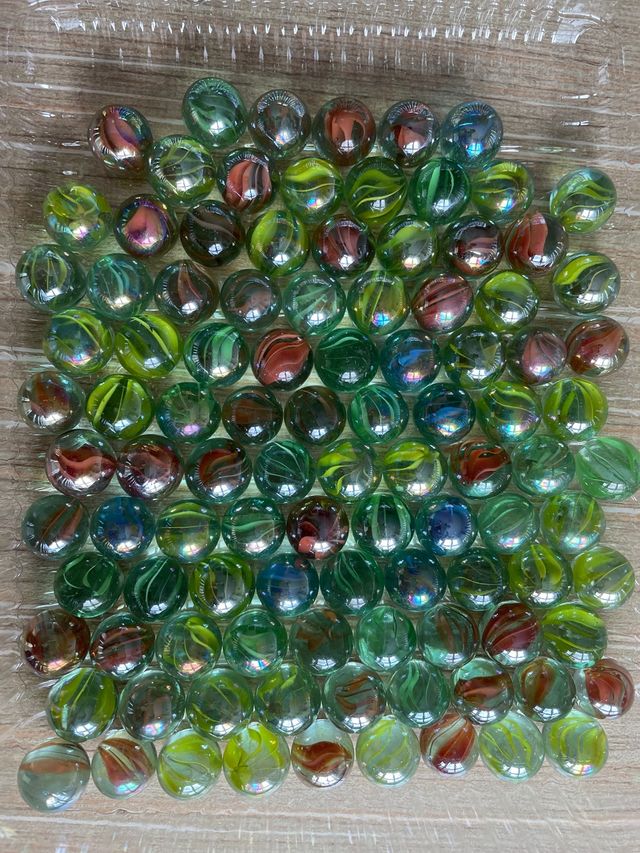 102 canicas de cristal