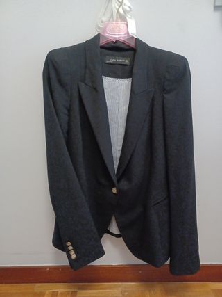 Americana Negra de Zara