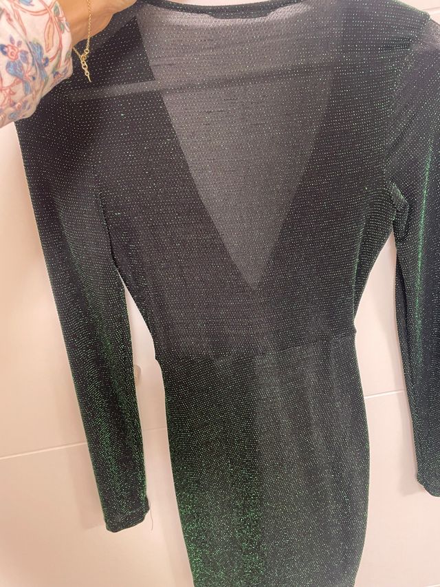 Vestido fiesta bershka brillos verdes