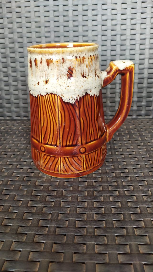 Jarra antigua ceramica Ucraniana para cerveza