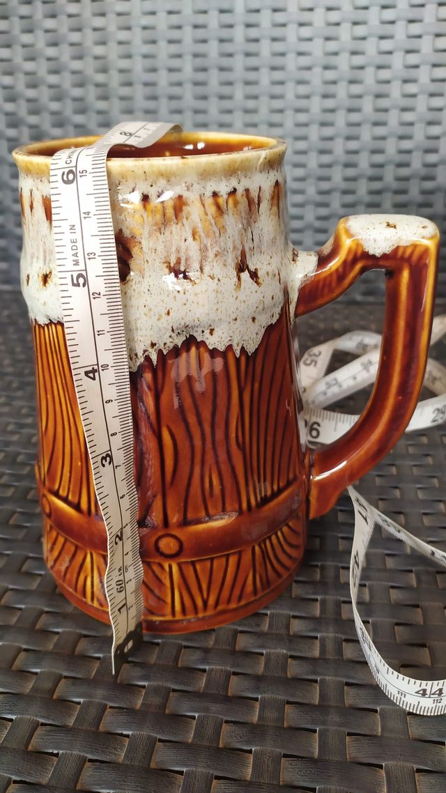 Jarra antigua ceramica Ucraniana para cerveza