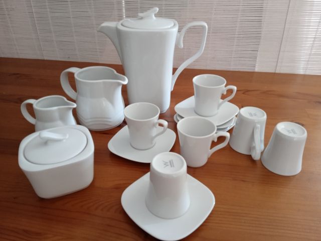 jarra de café, tazas, jarras de leche