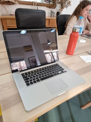 Macbook pro 2010 para piezas 