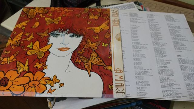 MARI TRINI:A MI AIRE