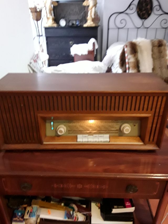 RÁDIO ALEMÃO ANTIGO FUNCIONANDO