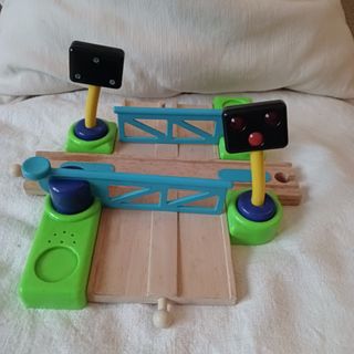 paso elevado tren madera 