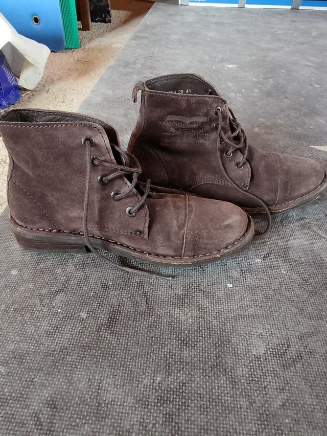 Botas Levis de vestir talla 41