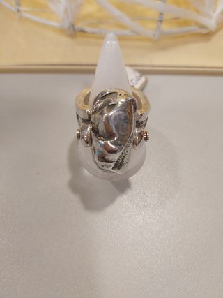Anillos de Zamak y Plata.