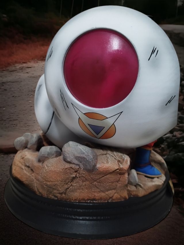 Diorama Dragon Ball Z Goku Yardrat