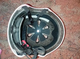 Casco y protecciones