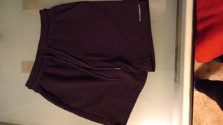 Pantalon corto