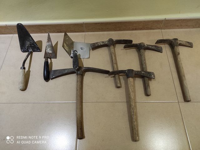 tengo bastante herramienta de mano.