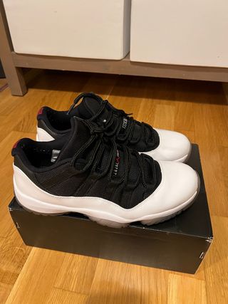 Nike Air Jordan 11 Retro Low Reverse Concorde