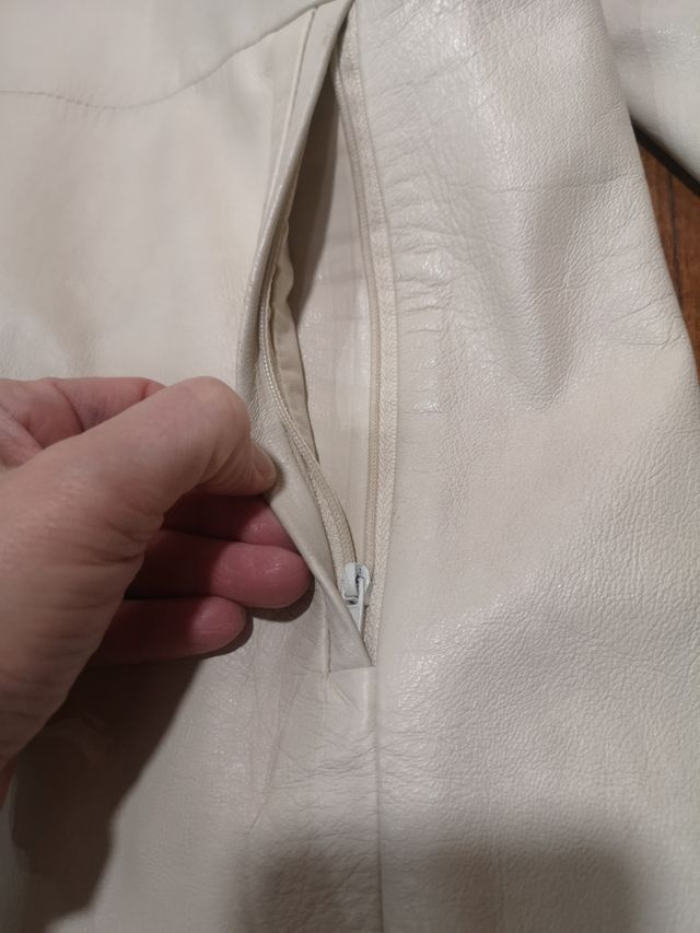 soprabito in pelle taglia 44