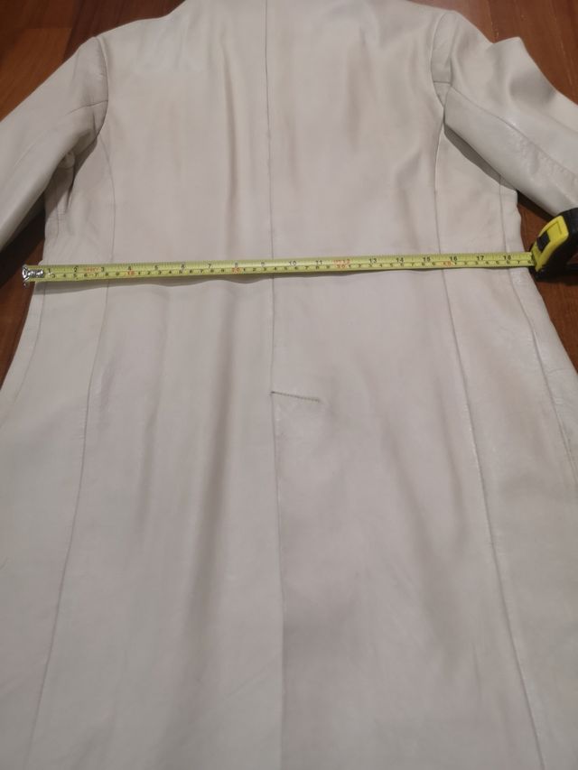 soprabito in pelle taglia 44