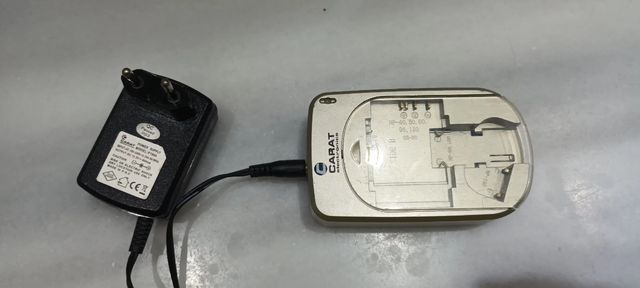 Cargador de baterías. 
