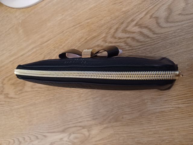 Cartera negra nueva lazo Ted Baker