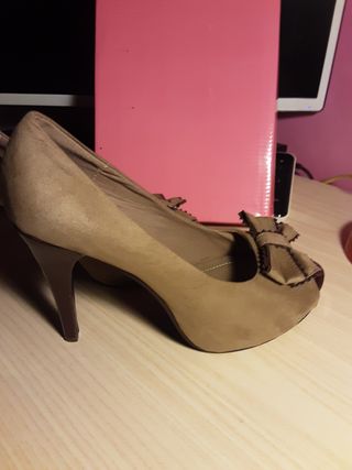 Zapatos de Piel para fiesta o eventos especiales.