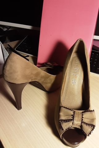 Zapatos de Piel para fiesta o eventos especiales.