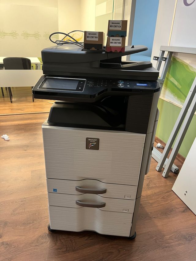 Centro de impresión Sharp MX 2614 N