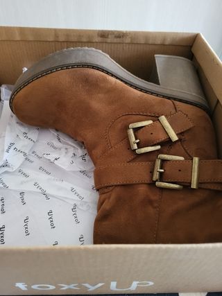 Botines ante color Camel 38 Foxy Up.