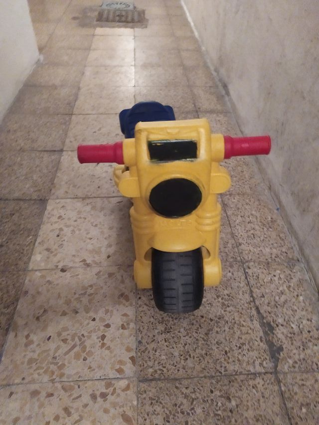 bicicleta infantil 2 años aprendizaje equilibrio