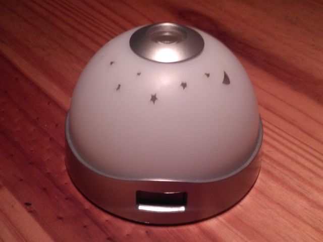 reloj infantil proyector de luna y estrallas