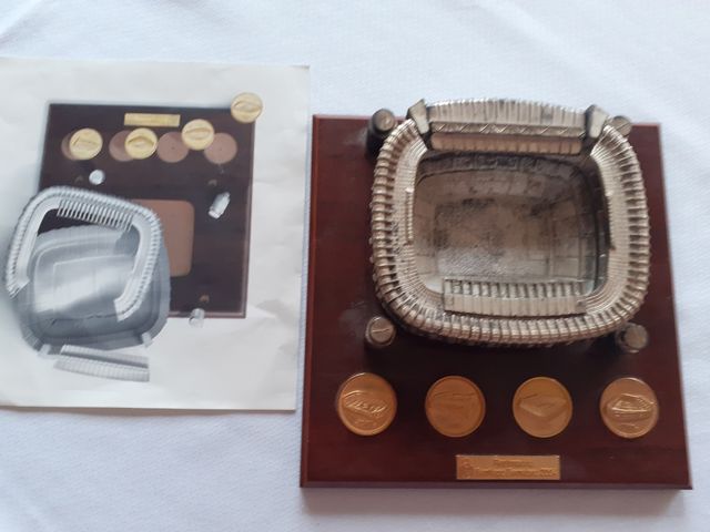 OPORTUNIDAD. Estadio Santiago Bernabeu 2004.