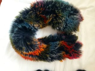 dos bufandas de pelo