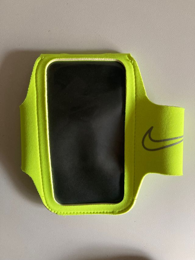 Brazalete porta Smartphone Nike