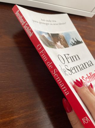 Livro "O fim de semana"
