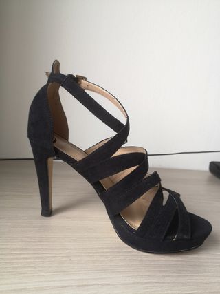 Sandalia tacon negras