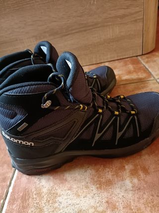 Botas de montaña goretex
