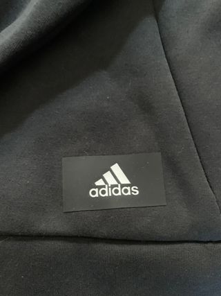 Adidas sudadera original negra,nueva con etiquetas