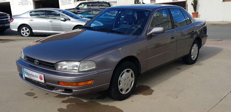 Toyota Camry 2.2 GL - foto 1