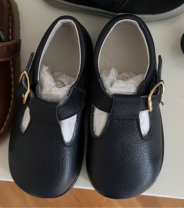 Botines, zapatos... NUEVO. Talla 21.