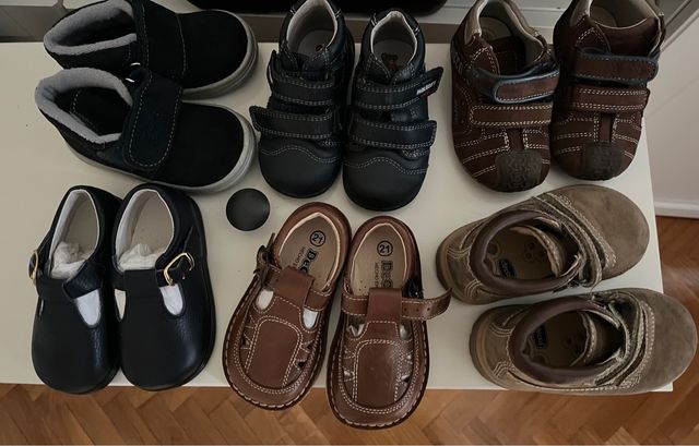 Botines, zapatos... NUEVO. Talla 21.