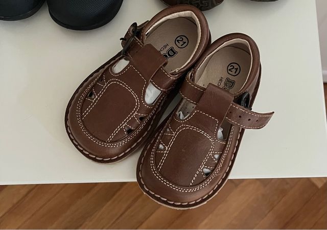 Botines, zapatos... NUEVO. Talla 21.