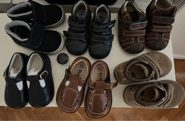 Botines, zapatos... NUEVO. Talla 21.