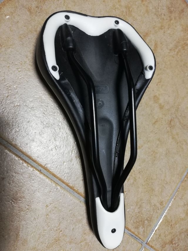 sella mountain bike Scott