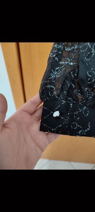 Camicia nera voile con decorazioni glitterate
