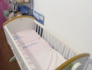 Mini cuna madera + el lote de todo un poco !!!!