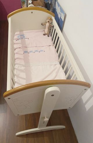 Mini cuna madera + el lote de todo un poco !!!!