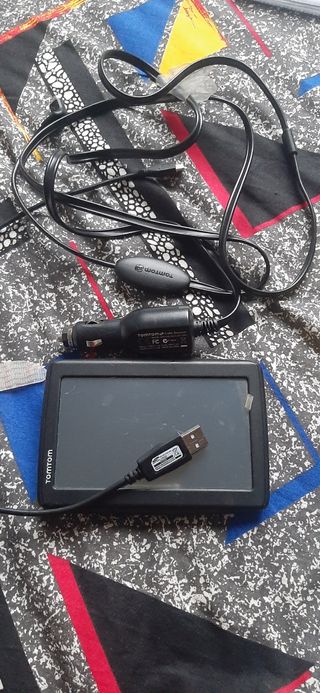 Navigatore TomTom 4EN52Z1230 come nuovo