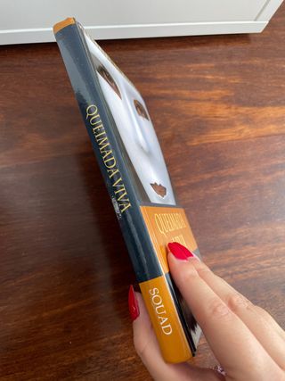 Livro "Queimada viva"