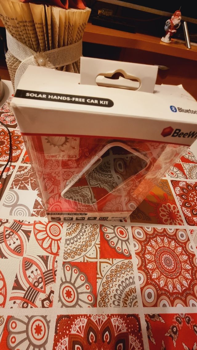 Kit manos libres solar para coche