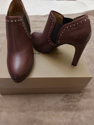 Botines piel burdeos Bruno Premi