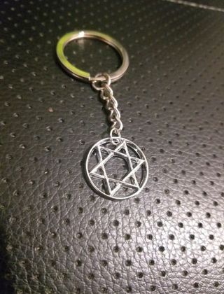llavero estrella nuevo