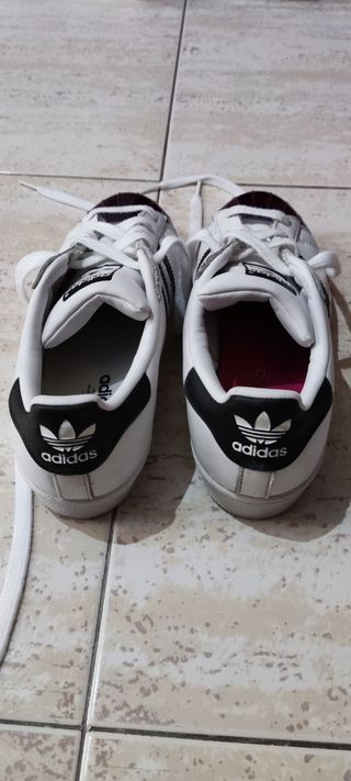 ADIDAS SUPERSTAR PUNTA METALICA